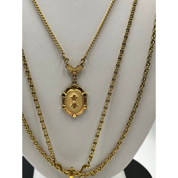 ART Arthur Pepper Vintage Signed Triple Strand Gold Tone Locket Necklace - Picture 2 of 15